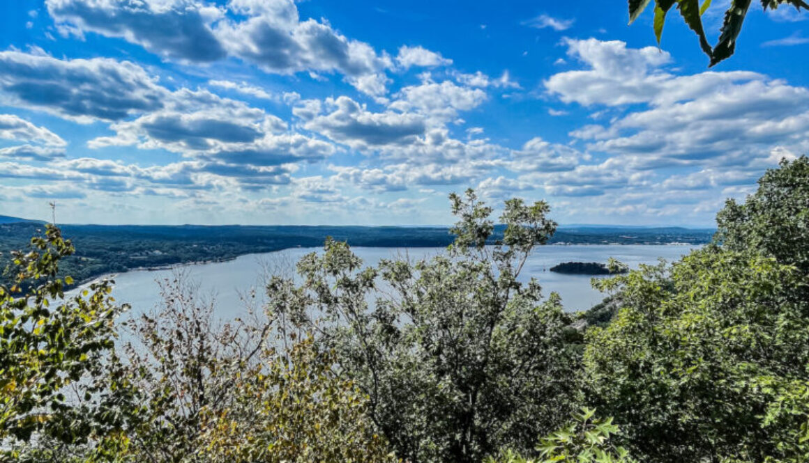 Breakneck Ridge Trail View